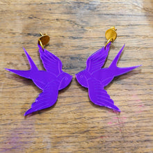 Charger l'image dans la galerie, Boucles d'oreilles Hirondelle old school miroir violet 🕊️💜