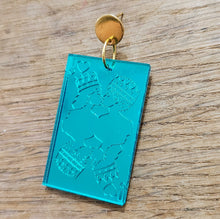 Charger l'image dans la galerie, ❤️✨ Boucles d'oreilles Carte Reine de Cœur vert ✨❤️