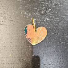 Charger l'image dans la galerie, Boucles d'oreilles Cœur-Soleil holographique sur créoles 💛🌞