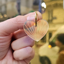 Charger l'image dans la galerie, Boucles d'oreilles Cœur-Soleil holographique sur créoles 💛🌞