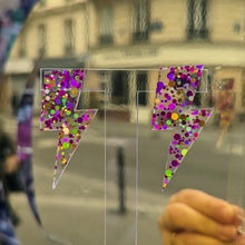 Charger l'image dans la galerie, Boucles d'oreilles Eclair paillettes confettis violet doré ⚡