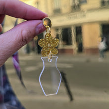 Charger l'image dans la galerie, Boucles d'oreilles Vase et Fleur dorée à paillettes 🌸