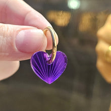 Charger l'image dans la galerie, Boucles d'oreilles petit Cœur-Soleil miroir violet sur créoles 💜🌞