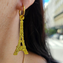 Charger l'image dans la galerie, Boucles d'oreilles petite Tour Eiffel, paillettes dorées 🇫🇷