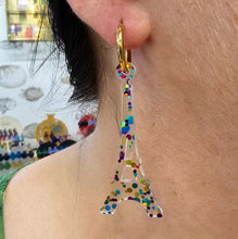 Charger l'image dans la galerie, Boucles d'oreilles petite Tour Eiffel, violettes, vertes et dorées 🇫🇷