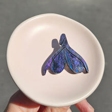 Charger l'image dans la galerie, Broche Clitoris (marbré violet galactique) 🔥💦