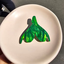 Charger l'image dans la galerie, Broche Clitoris (vert-doré marbré) 🔥💦