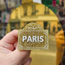 Charger l'image dans la galerie, Broche plaque de rue de Paris (paillettes dorées) 🇫🇷