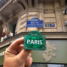 Charger l'image dans la galerie, Broche plaque de rue de Paris (marbré vert) 🇫🇷