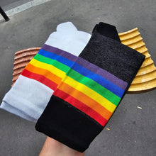 Charger l'image dans la galerie, Chaussettes en bambou Drapeau arc-en-ciel (fond blanc) 🏳️🌈