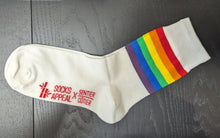 Charger l'image dans la galerie, Chaussettes en bambou Drapeau arc-en-ciel (fond blanc) 🏳️🌈