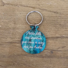 Charger l'image dans la galerie, Porte-clefs Grenade Petite fille des sorcières... vert marbré 🧙♀️
