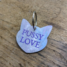 Charger l'image dans la galerie, Porte-clefs chat(te) PUSSY LOVE violet-gris marbré 😻💦
