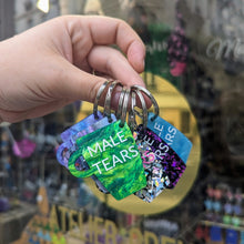 Charger l'image dans la galerie, Porte-clefs Mug Male Tears, vert-doré marbré