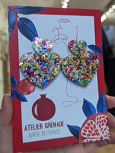 Charger l'image dans la galerie, Boucles d'oreilles double cœur paillettes dorées 💛