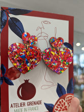 Charger l'image dans la galerie, Boucles d'oreilles double cœur paillettes rouges ❤️