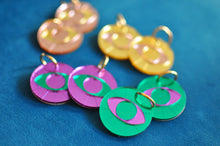Charger l'image dans la galerie, Boucles d'oreilles Œil de méduse violet et vert - Maedusa X Atelier Grenade
