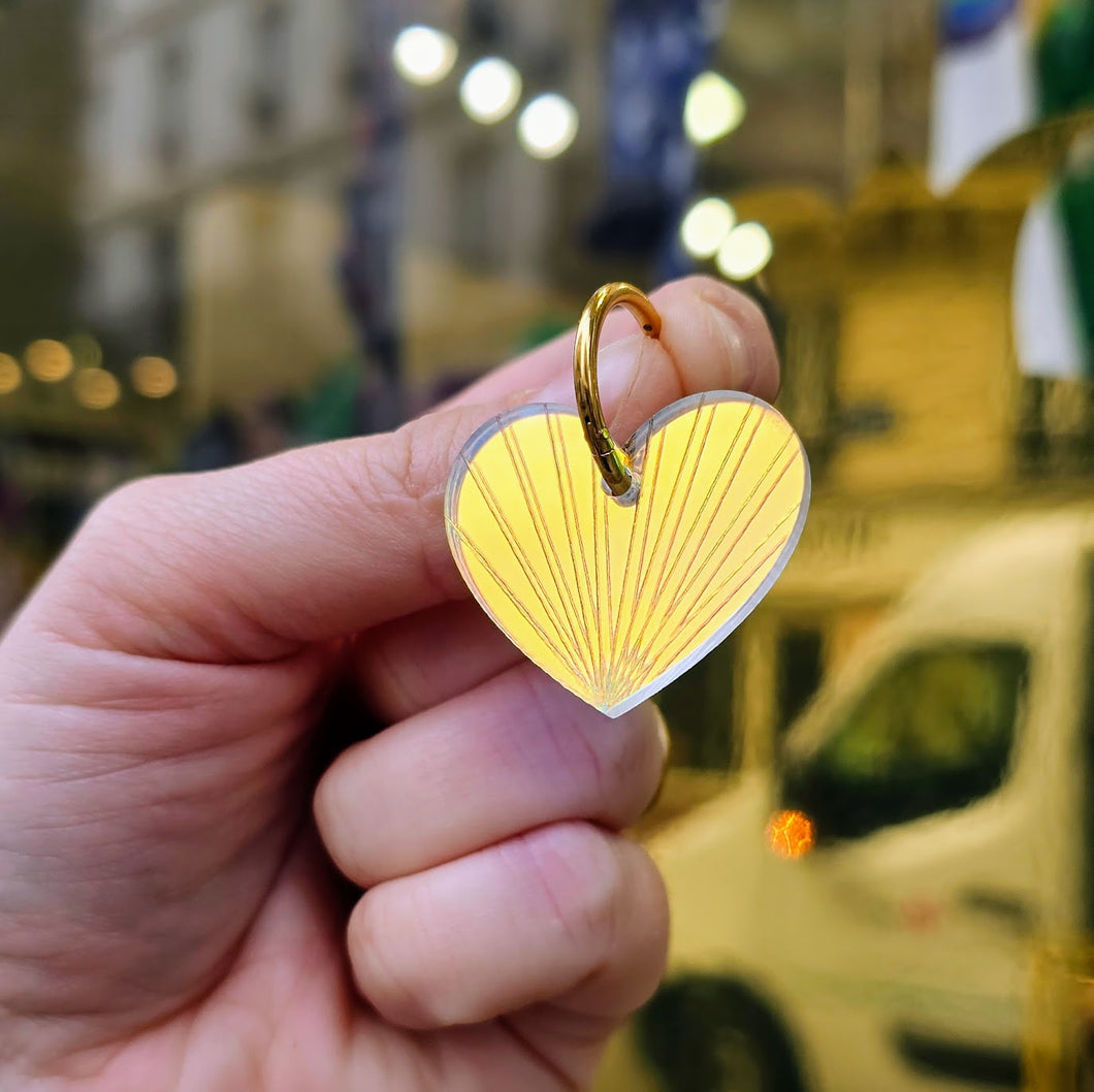 Boucles d'oreilles Cœur-Soleil holographique sur créoles 💛🌞