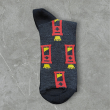 Charger l&#39;image dans la galerie, Chaussettes en bambou Guillotine 🔪🩸👑
