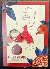 Charger l&#39;image dans la galerie, Porte-clefs Clitoris, marbré rouge-rose

